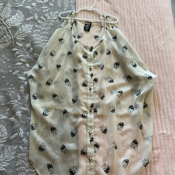 Dress shirts - Picture 3 of 4